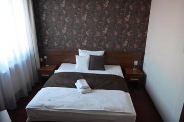 Фото номера Двухместный номер с 1 кроватью или 2 отдельными кроватями Отель Hotel Esperanto г. Свидница 5